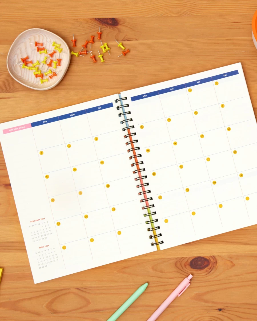Poketo Essential Weekly & Monthly Planner - Organize Your Schedule with Stylish Planning